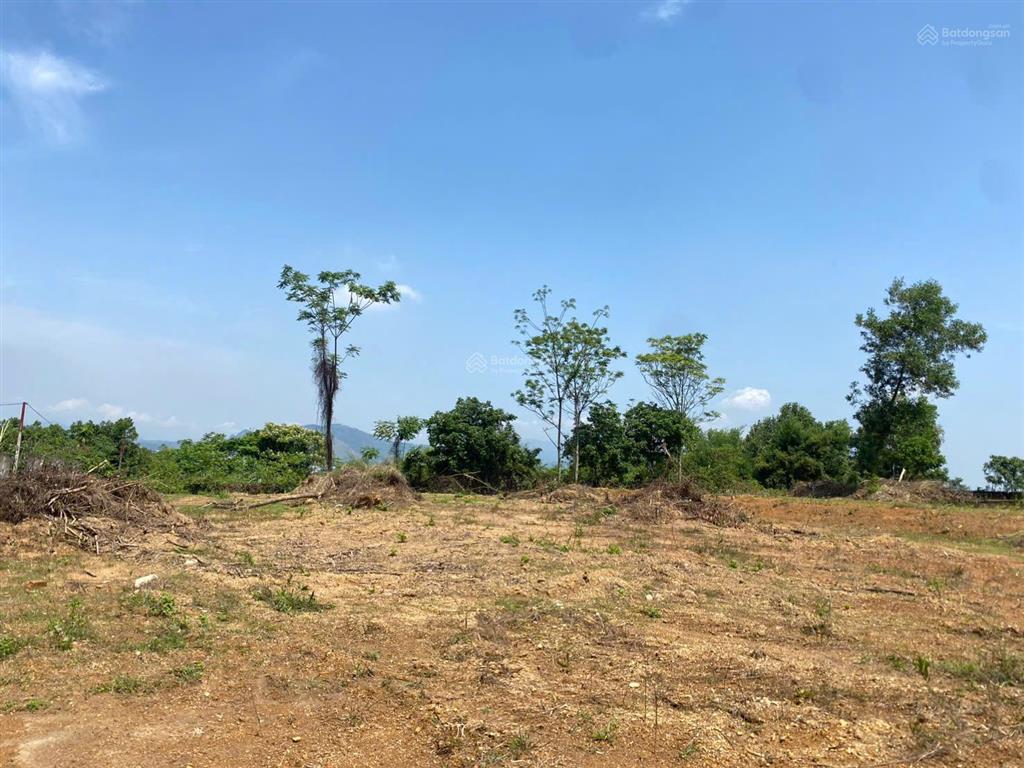 Cần bán gấp 3600m view đất cao thoáng nhìn toàn cảnh xung quanh, phù hợp làm nghỉ dưỡng