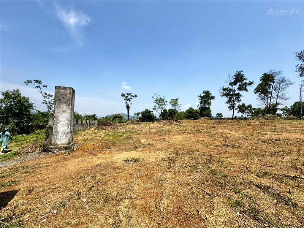 Cần bán gấp 3600m view đất cao thoáng nhìn toàn cảnh xung quanh, phù hợp làm nghỉ dưỡng