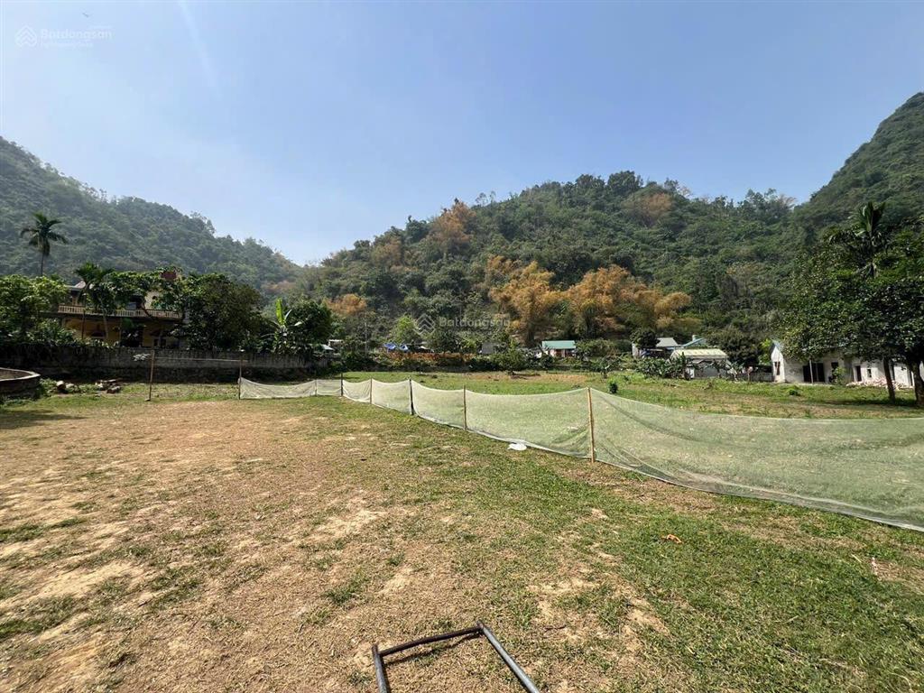 Lô góc 3277m2 gần dự án lasaveur, view núi non bao quanh rất đẹp làm nghỉ dưỡng, giá rẻ hơn 3tr/m2