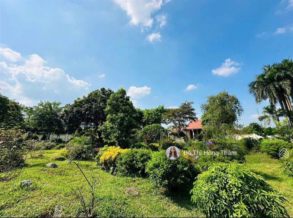 Đất sẵn nhà vườn 2012m² rất đẹp, mặt tiền dài 50m, tại suối sếu, nhuận trạch. hạ giá bán 7,7tr/m2