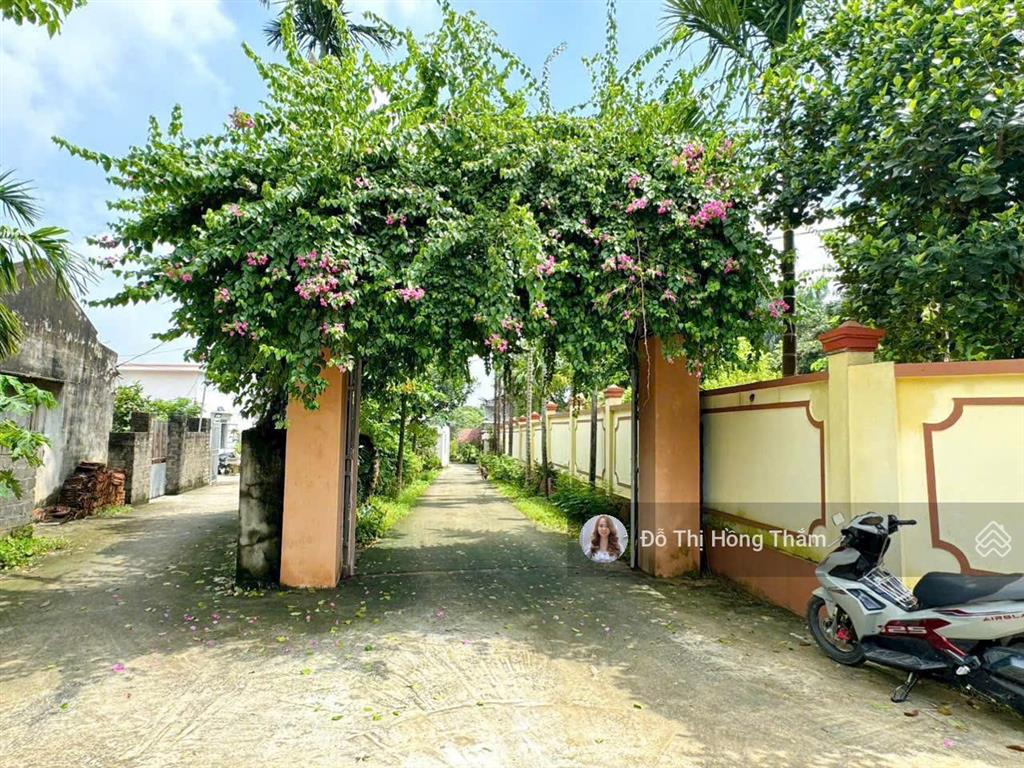 Đất sẵn nhà vườn 2012m² rất đẹp, mặt tiền dài 50m, tại suối sếu, nhuận trạch. hạ giá bán 7,7tr/m2
