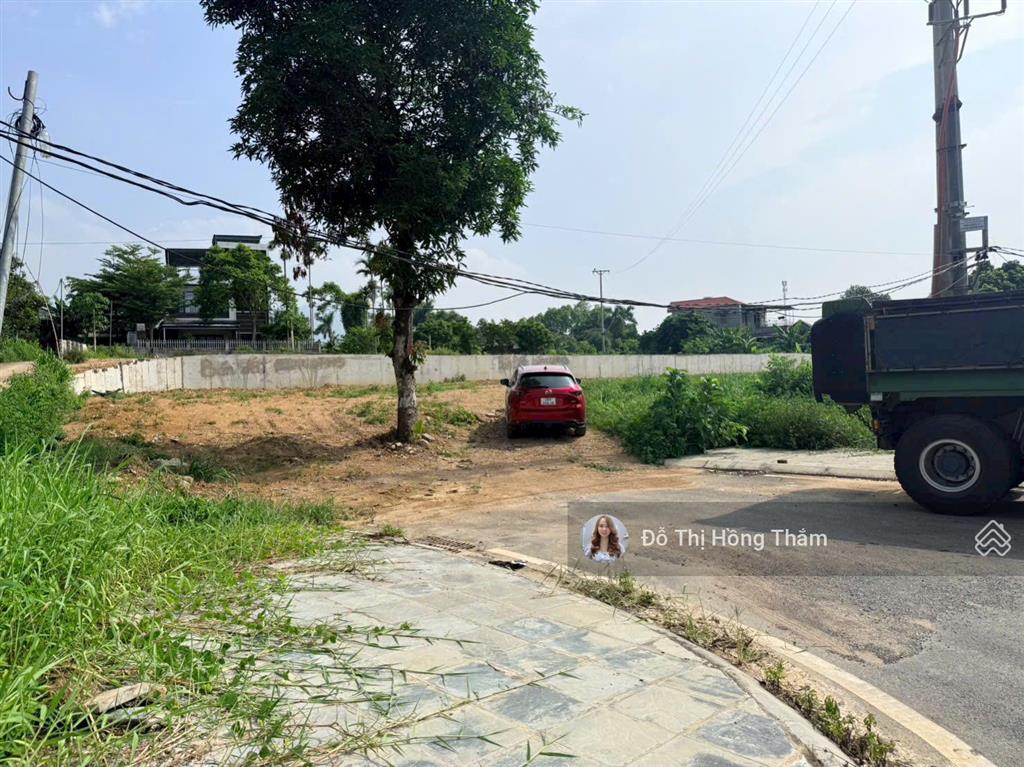 Cần bán 3318m2, 580m đất ở ngay cạnh khu tái định cư nhuận trạch rất tiềm năng, giá thương lượng