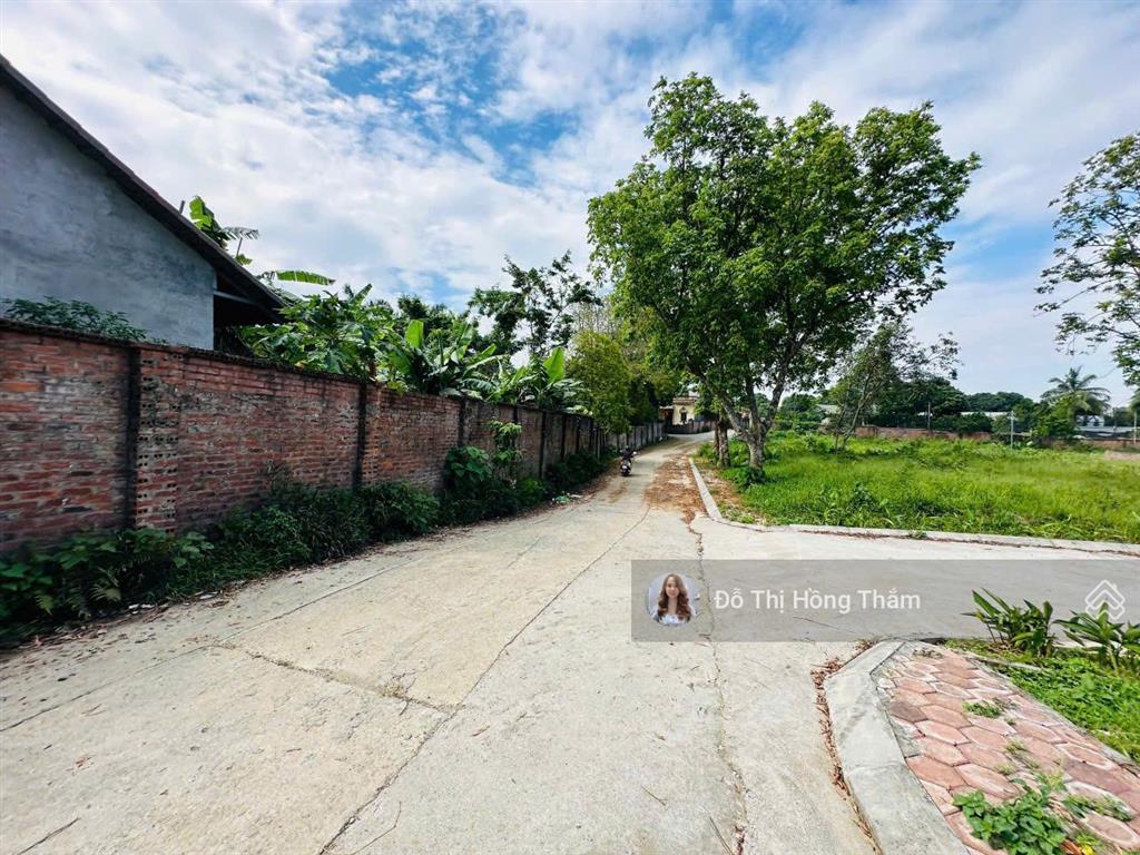 Chủ đất nhờ em bán lô góc 975m tại thôn hạnh phúc, bên cạnh khu cn lương sơn, phân lô quá đẹp