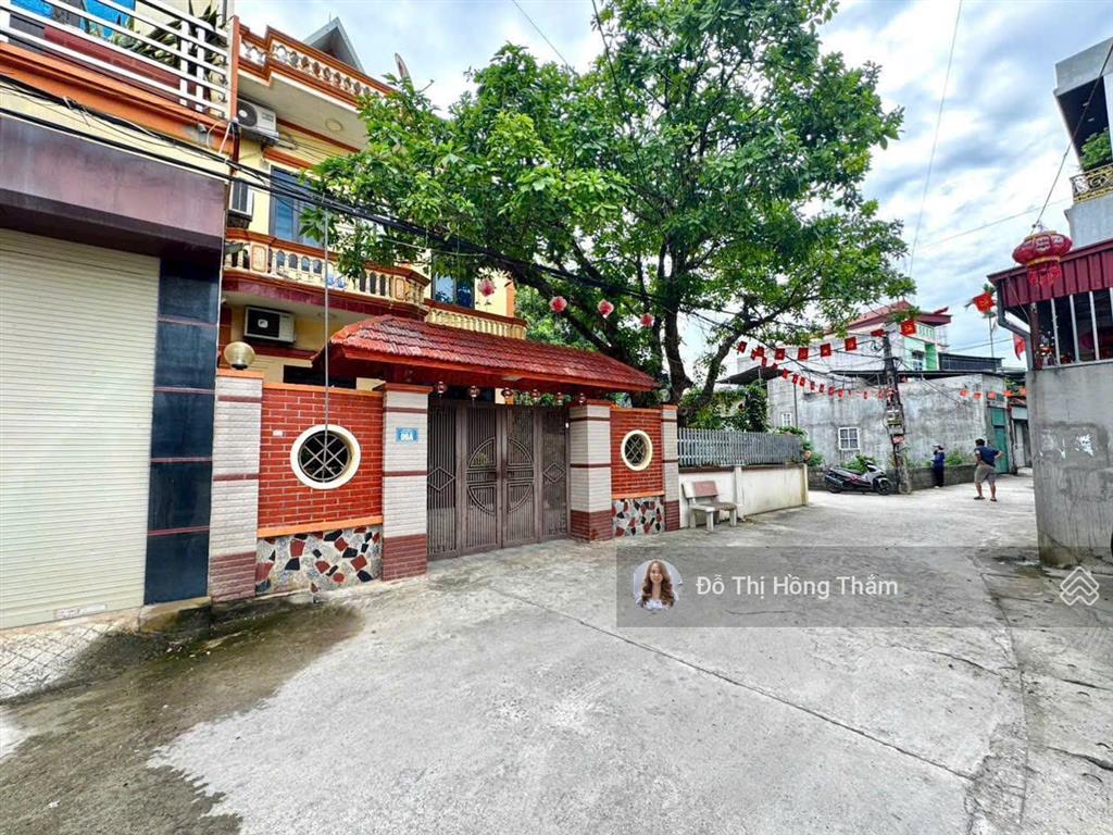 Cần bán 227m ngay cạnh chợ bê tông, mặt tiền 12m chia đc 2 lô, ra ql21a chỉ 100m, đầu tư tiềm năng