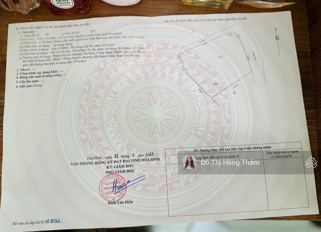 Một lô góc hiếm có 1237m bám trục chính liên xã đường sắp đổ nhựa tại cao sơn, lương sơn giá 2,1tr