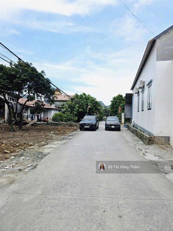 Lô góc 408m2 có 300m thổ cư, đất vuông vắn, cách đường ql21a (hồ chí minh) chỉ 250m. giá 3 tỷ 550tr