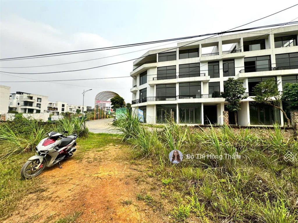 Lô góc hàng vip 2100m đối diện dự án legacy hill 60ha, 2 mặt tiền dài 100m kinh doanh quá đỉnh