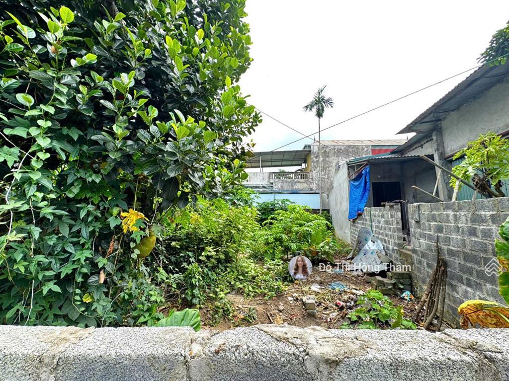 Hoa hậu đẹp tiểu khu đồng bái, tt lương sơn, 150m full thổ cư giá 3,4 tỷ