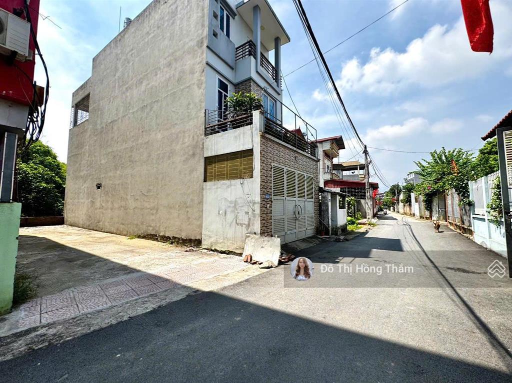Một lô hiếm có giá rẻ, 80m2 full thổ cư, cách đường hcm 70m tại xuân thủy, xuân mai. giá 3 tỷ 250tr