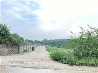 Cần bán lô góc 4200m2 bám trục chính xóm đá bạc, liên sơn mặt tiền dài 70m, làm nghỉ dưỡng quá đẹp