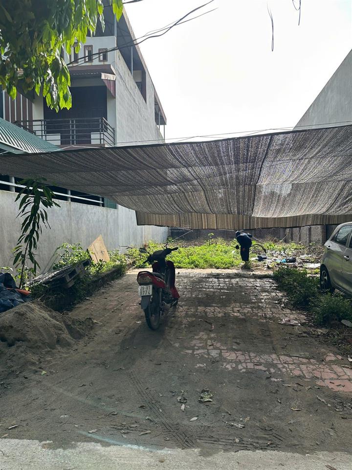 Chính chủ cần bán đất xóm chợ phủ lỗ  full thổ cư  nở hậu đẹp  ô tô