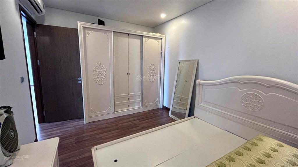 Cho thuê chcc n03t2 ngoại giao đoàn  taseco land, 121m2, 3pn, full nội thất cao cấp. 0815 489 ***