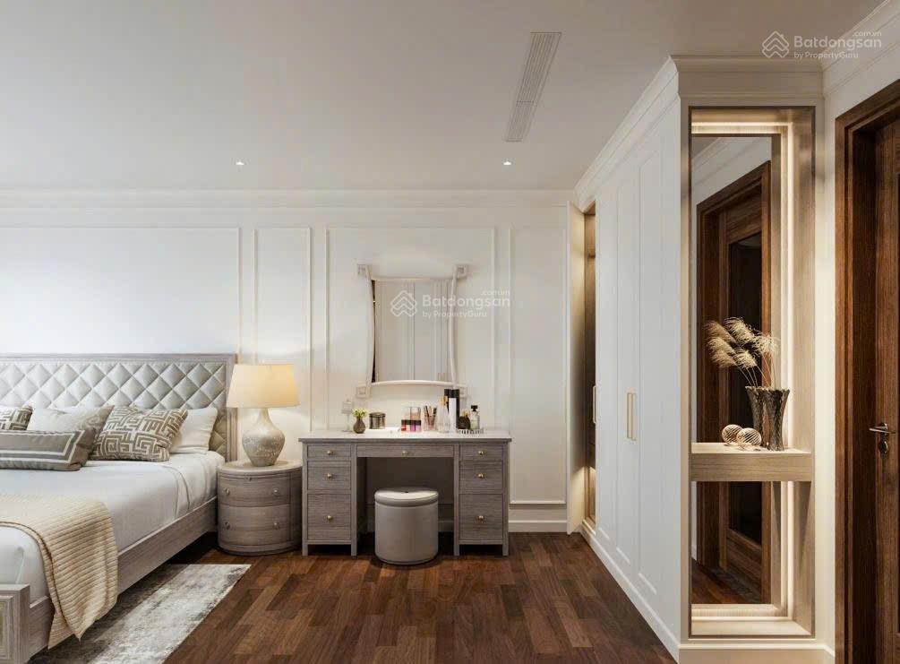Cho thuê ch penthouse kosmo tây hồ, dt 190m2, 5pn, full nội thất, view hồ tây đẳng cấp