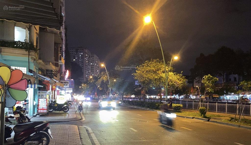 Siêu phẩm nhà mặt tiền 86m2 trường sa view siêu đẹp 33 tỷ