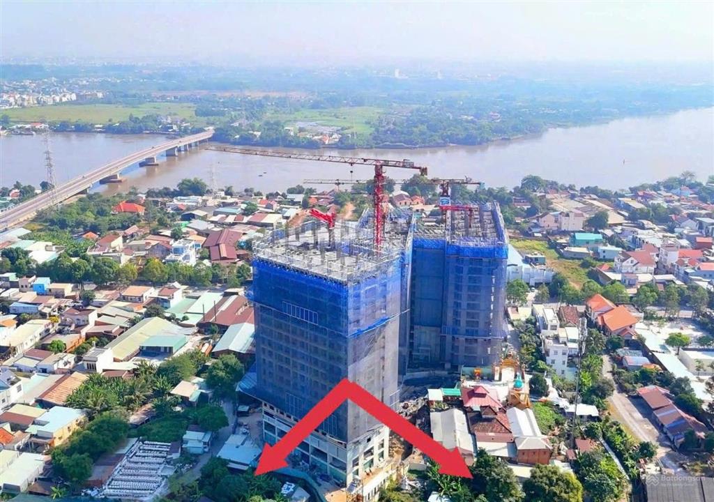 Sang nhượng căn góc tầng 9  53m2 giá mềm 2.2 tỷ