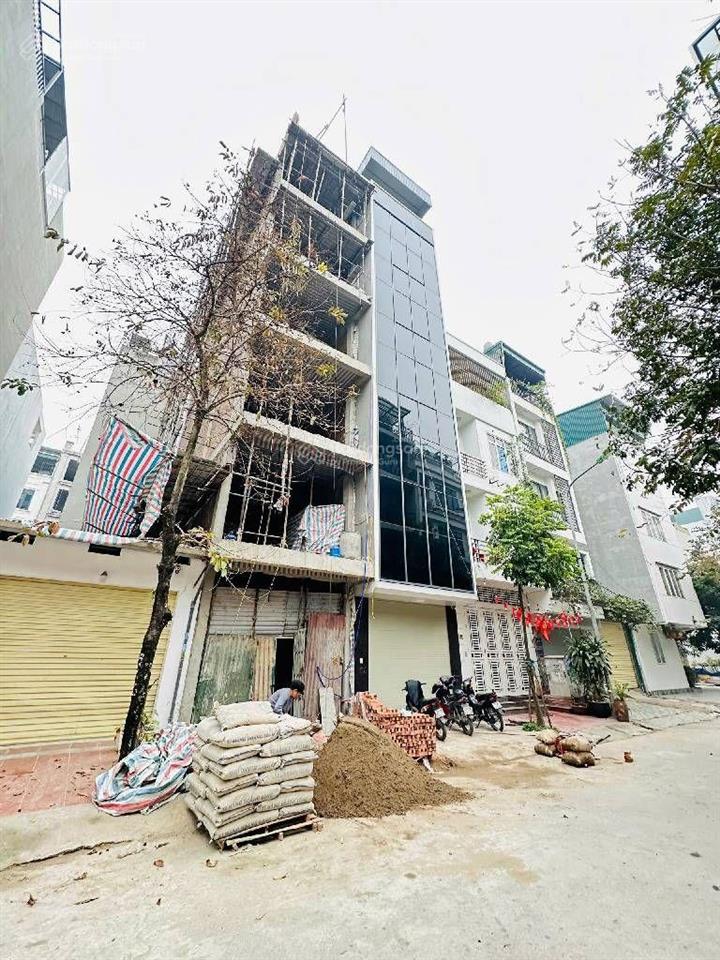 Bán gấp đất ngọc hồi ô tô tránh ,thông số vàng ,kình doanh đỉnh ,ngõ thông giá 7.9 tỷ