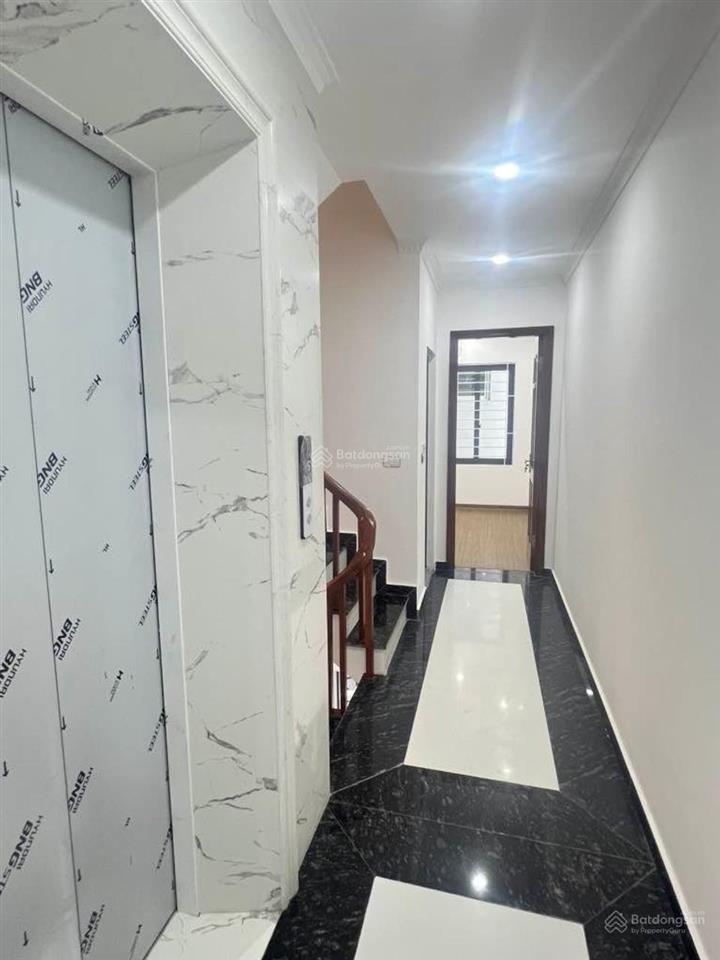 Bán gấp nhà tứ hiệp  ngọc hồi ,ô tô ,thang mày ,nhà mới koong ,lô góc giá 9.15 tỷ