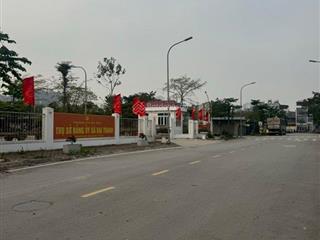 Bán gấp đất đấu giá huỳnh cung ô tô phân lô vỉa hè tkinh doanh giảm 2 tỷ gía 17 tỷ