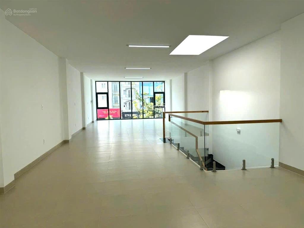Cho thuê căn hộ dịch vụ ngang 6m đường thành thái quận 10