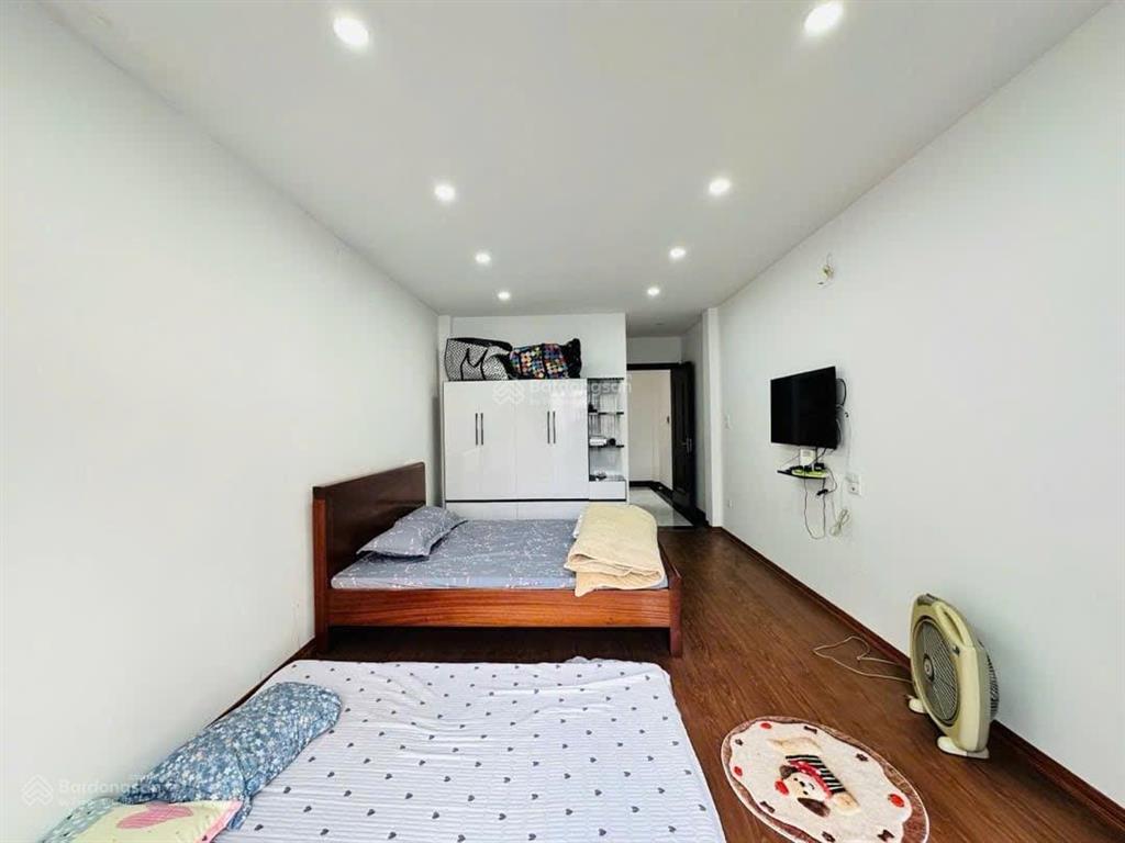 Nhà đẹp hoàng mai  35m2  5 tầng  ô tô đỗ cửa  đầy đủ nội thất  ở ngay