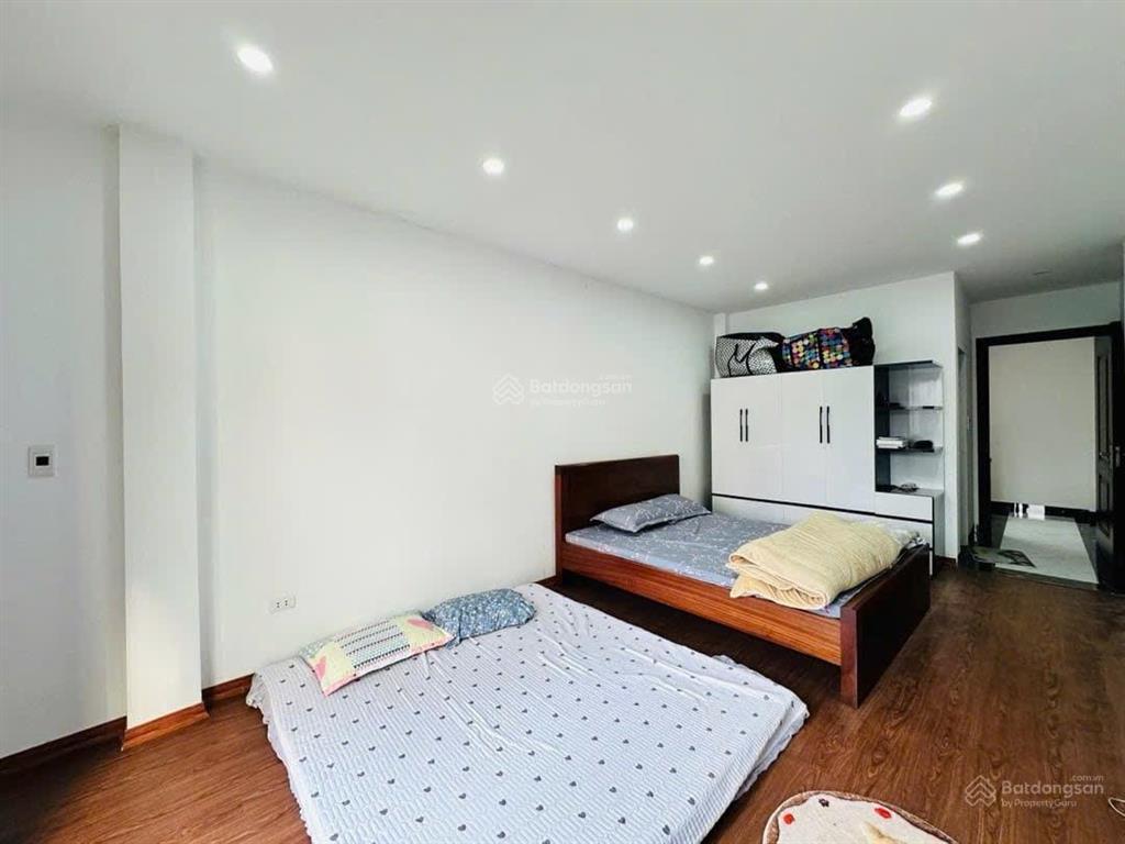 Nhà đẹp hoàng mai  35m2  5 tầng  ô tô đỗ cửa  đầy đủ nội thất  ở ngay
