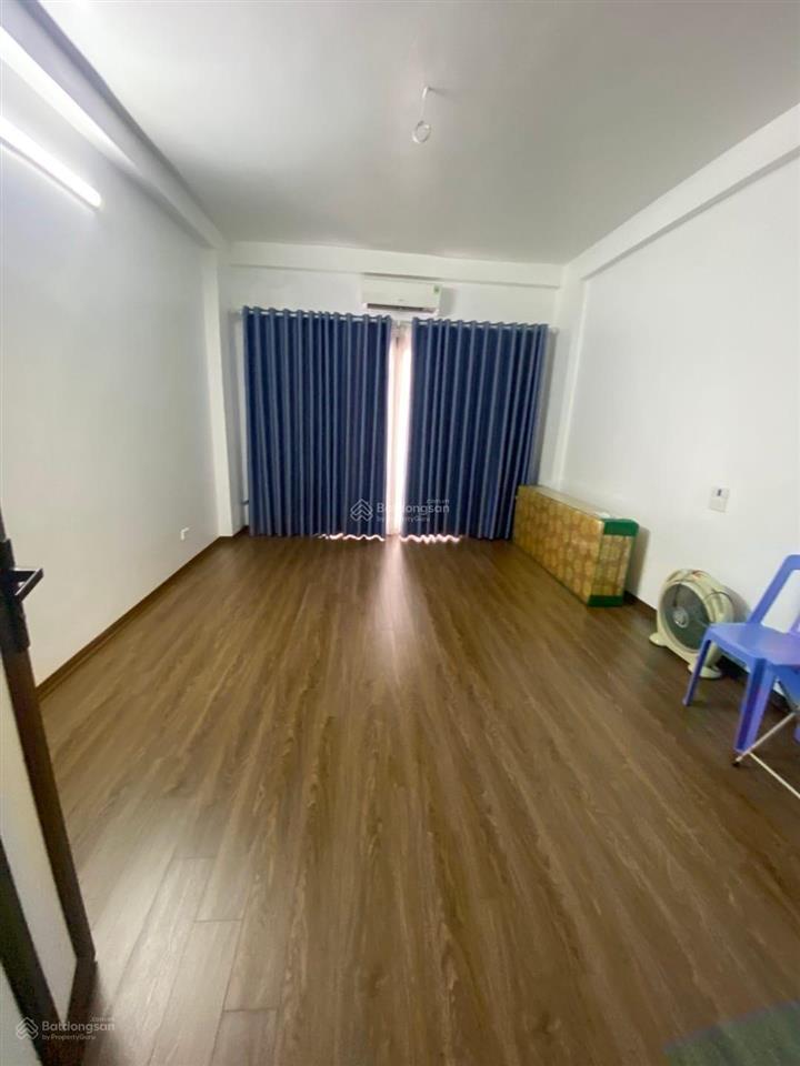 Siêu phẩm hoàng maitam trinhvf3 đỗ cửa31m 5tầng,9,68tỷ