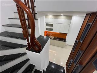 Nhà đẹp nguyễn đức cảnh 30,4m ngõ thông ôtô đỗ 20m mặt tiền 4,6mnhỉnh 7tỷ