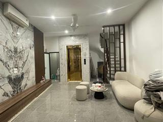 Trung tâm hai bà trưng  lô góc  5 tầng thang máy  43m²  nhỉnh 12 tỷ
