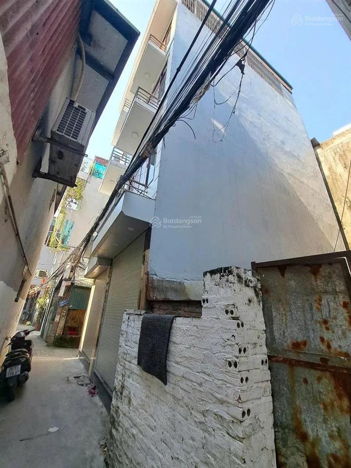 Nhà đẹp lĩnh nam 30m 5 tầng  ngõ rộng vài bước chân ra đường lớn