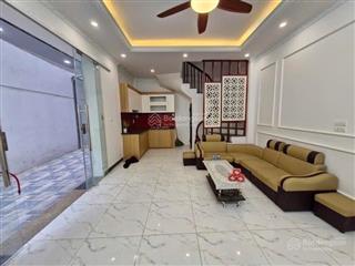 Siêu phẩm vĩnh hưng  30m  5 tầng  mặt tiền 6,5m  giá nhỉnh 7 tỷ  20m ra ô tô