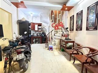 Bán nhà vĩnh hưng 30m 5 tầng ngõ rộng 40m ra ôtô giá chỉ 6,4 tỷ