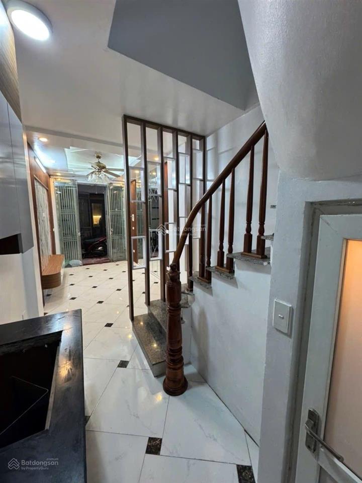 Bán nhà vĩnh hưng 23m 5 tầng giá chỉ 3,99 tỷ