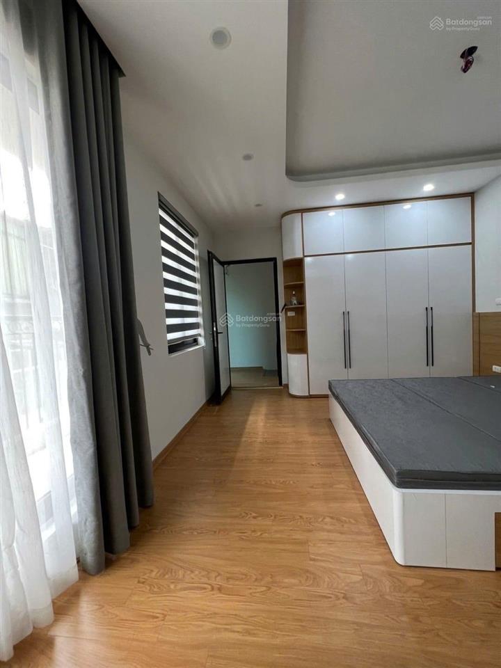 Siêu phẩm hoàng mai 31m 5tầng mặt tiền 3,8m nhà đẹp lung linhfull nội thất