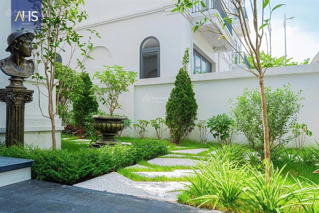 Biệt thự solasta mansion dương nội 170m2 giá nhỉnh 25 tỷ  chiết khấu sâu 35%. ms hiền 0963 689 ***