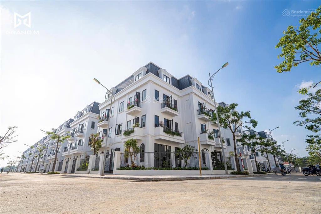 Biệt thự solasta mansion dương nội 170m2 giá nhỉnh 25 tỷ  chiết khấu sâu 35%. ms hiền 0963 689 ***