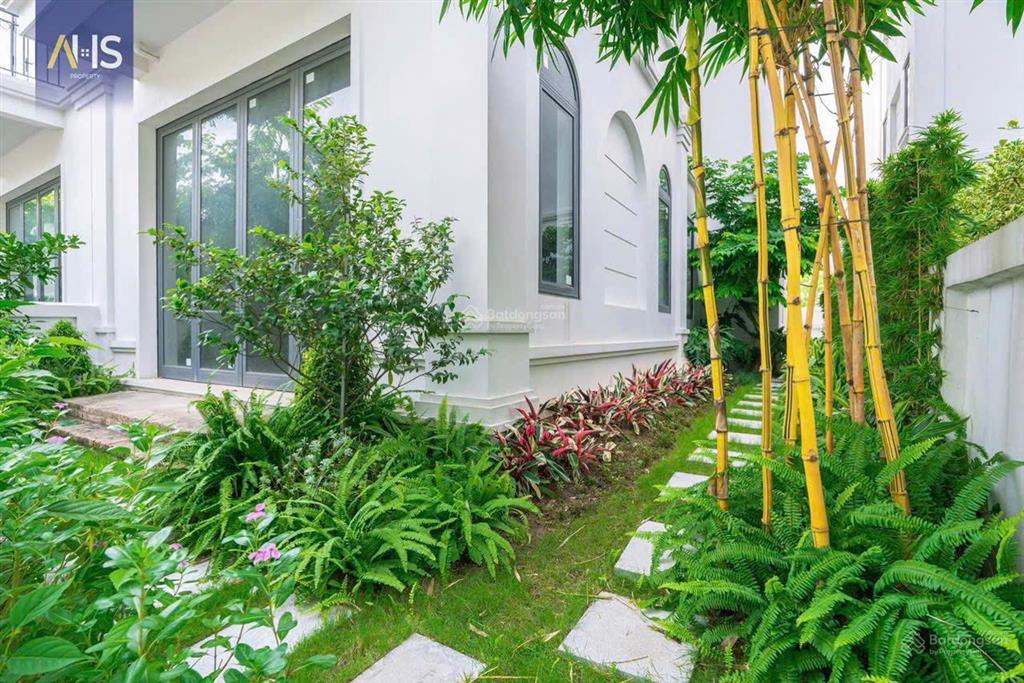 Biệt thự solasta mansion dương nội 170m2 giá nhỉnh 25 tỷ  chiết khấu sâu 35%. ms hiền 0963 689 ***