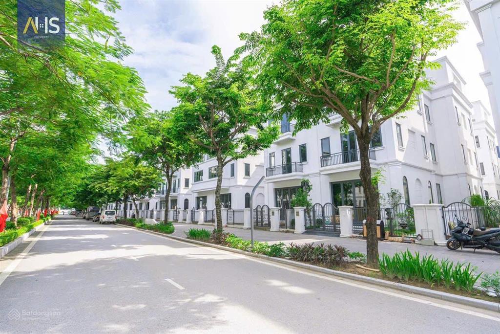 Biệt thự solasta mansion dương nội 170m2 giá nhỉnh 25 tỷ  chiết khấu sâu 35%. ms hiền 0963 689 ***