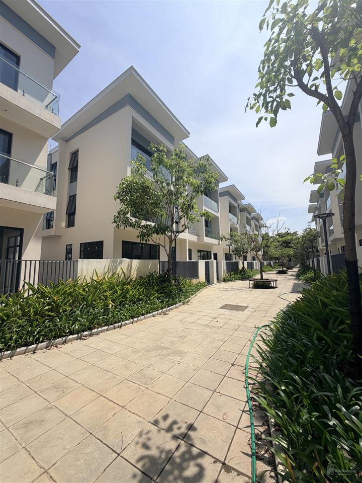 Quỹ căn biệt thự an quý villa mới nhất tháng 8. ck 36%  ký trực tiếp cđt.  0963 689 ***