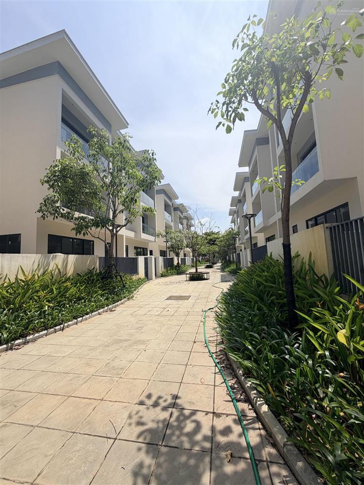 Quỹ căn biệt thự an quý villa mới nhất tháng 8. ck 36%  ký trực tiếp cđt.  0963 689 ***