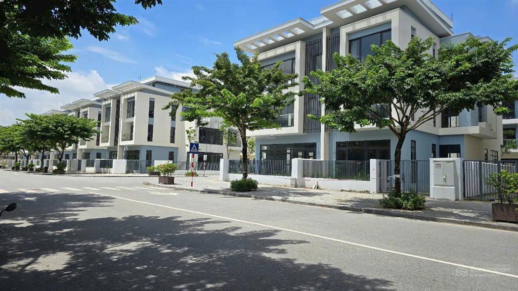 Mở bán biệt thự an quý villa mới nhất tháng 8. ck 36%  ký trực tiếp cđt.  0963 689 ***