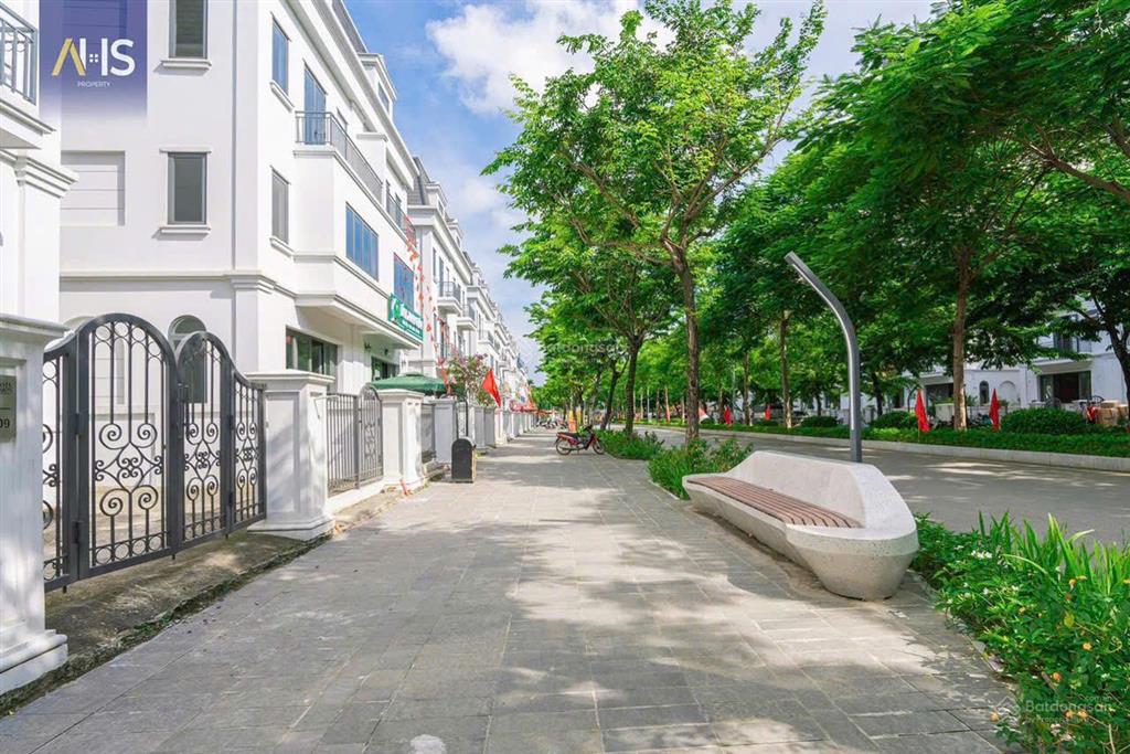 Ngay park city, chiết khấu 35% biệt thự solasta masion dương nội chỉ còn 32 tỷ/căn đơn giá 150tr/m2