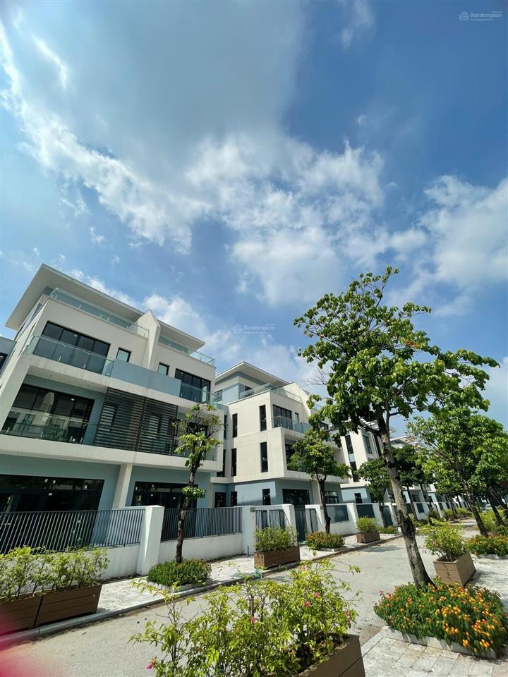 Không đủ tài chính, nợ bank. cần bán lỗ sâu biệt thự 198m2 an quý villas. 37 tỷ.  0963 689 ***