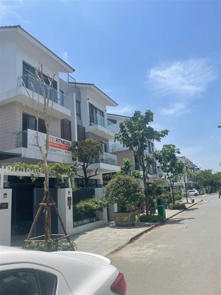 Bán gấp biệt thự an vượng villa 180m2 view hồ thiên văn học, giá 33 tỷ.  0963 689 ***