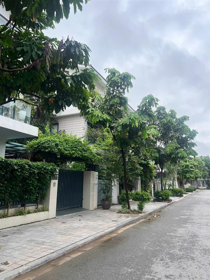 Bán biệt thự 180m2 hoàn thiện full nội thất an vượng villas  nam cường 3x tỷ.  0963 689 ***