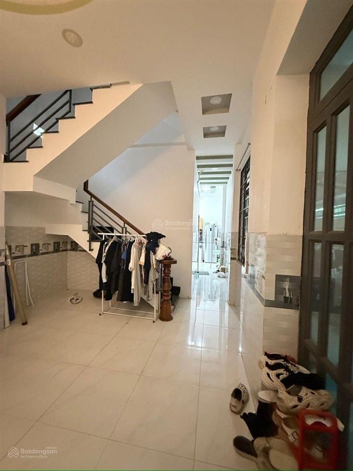 Nhà bình tân , sát tên lửa , gần chợ cây da xà , ngang lớn 7 tiện mua đầu tư giữ tiền