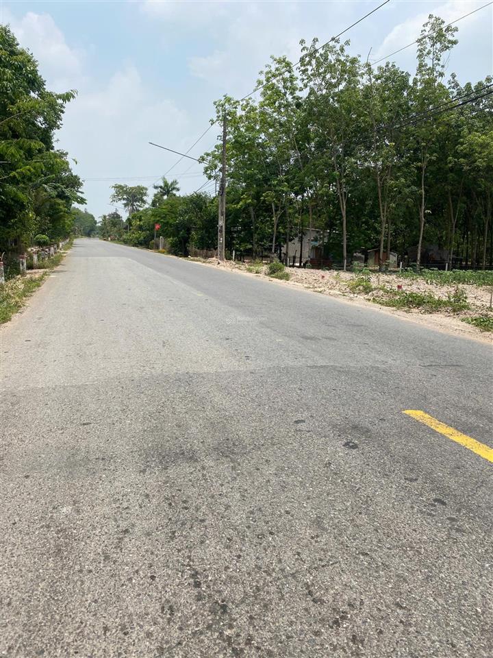 Bán gấp đất nền 1300m2 tại dh722, long hòa, dầu tiếng, bình dương, 900 triệu ,sổ hồng sẵn