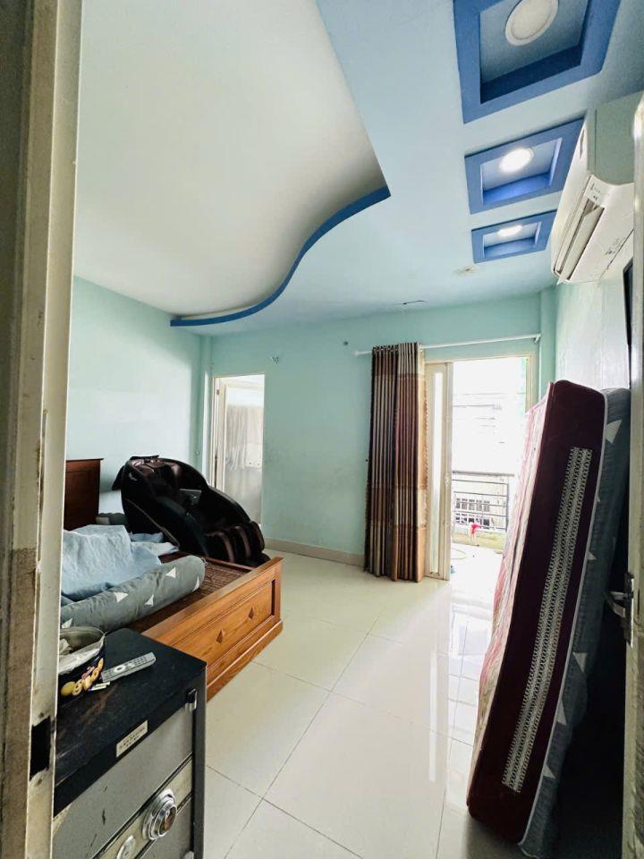 Nhà rộng 2 tầng, gần công viên Nguyễn Sỹ Sách, 3.6 tỷ