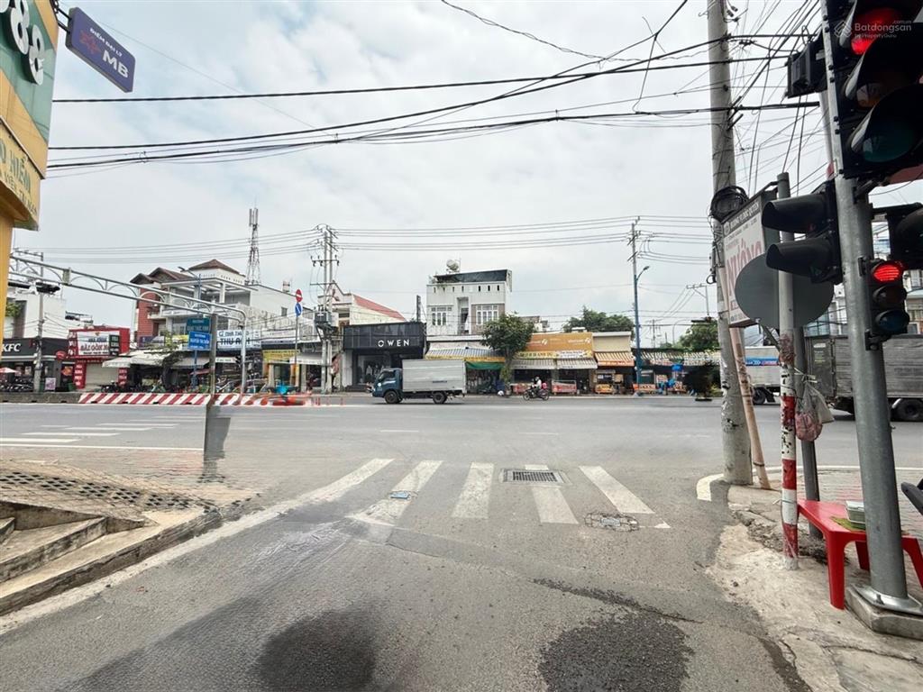 Bán đất tặng nhà, 200m2, 5 tỷ, đường đông thạnh 2, shr