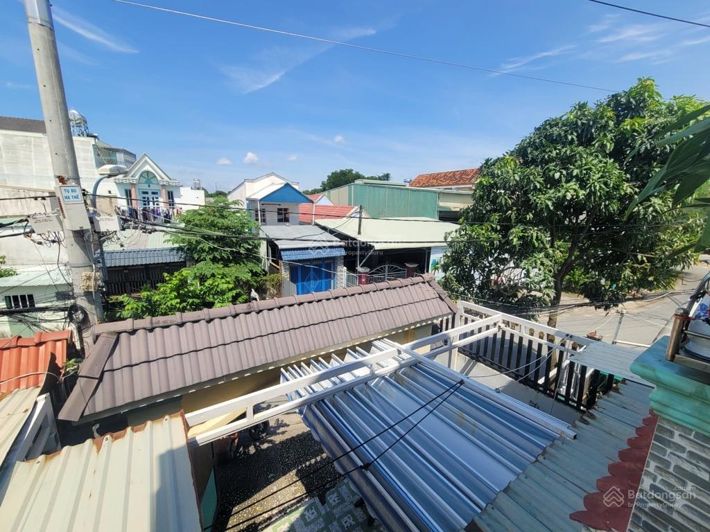Nhà 3 tầng, sân vườn, 5.8x19m, mt đường xe tải, shr hoàn công, 5tỷ