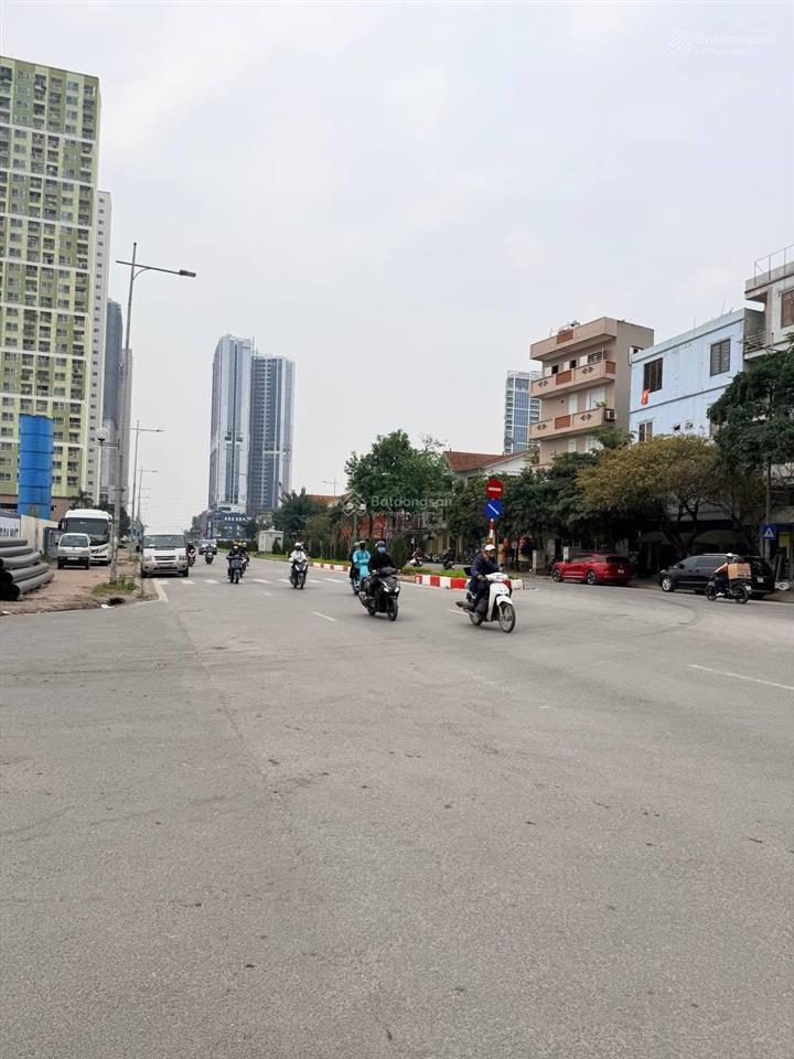 Cần bán nhà nguyễn văn lộc, mộ lao 50m2 5 tầng đường 3 ô tô tránh, kinh doanh